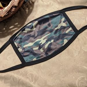 Camouflage face mask